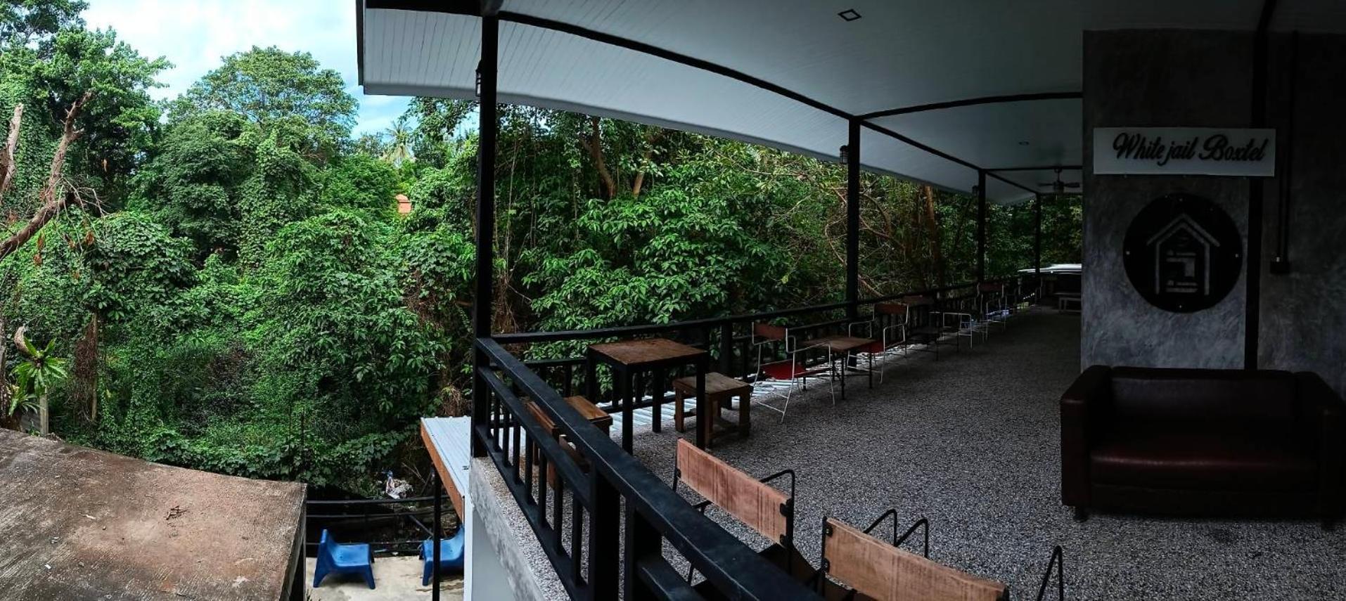 White Jail At Koh Tao Hostel Buitenkant foto