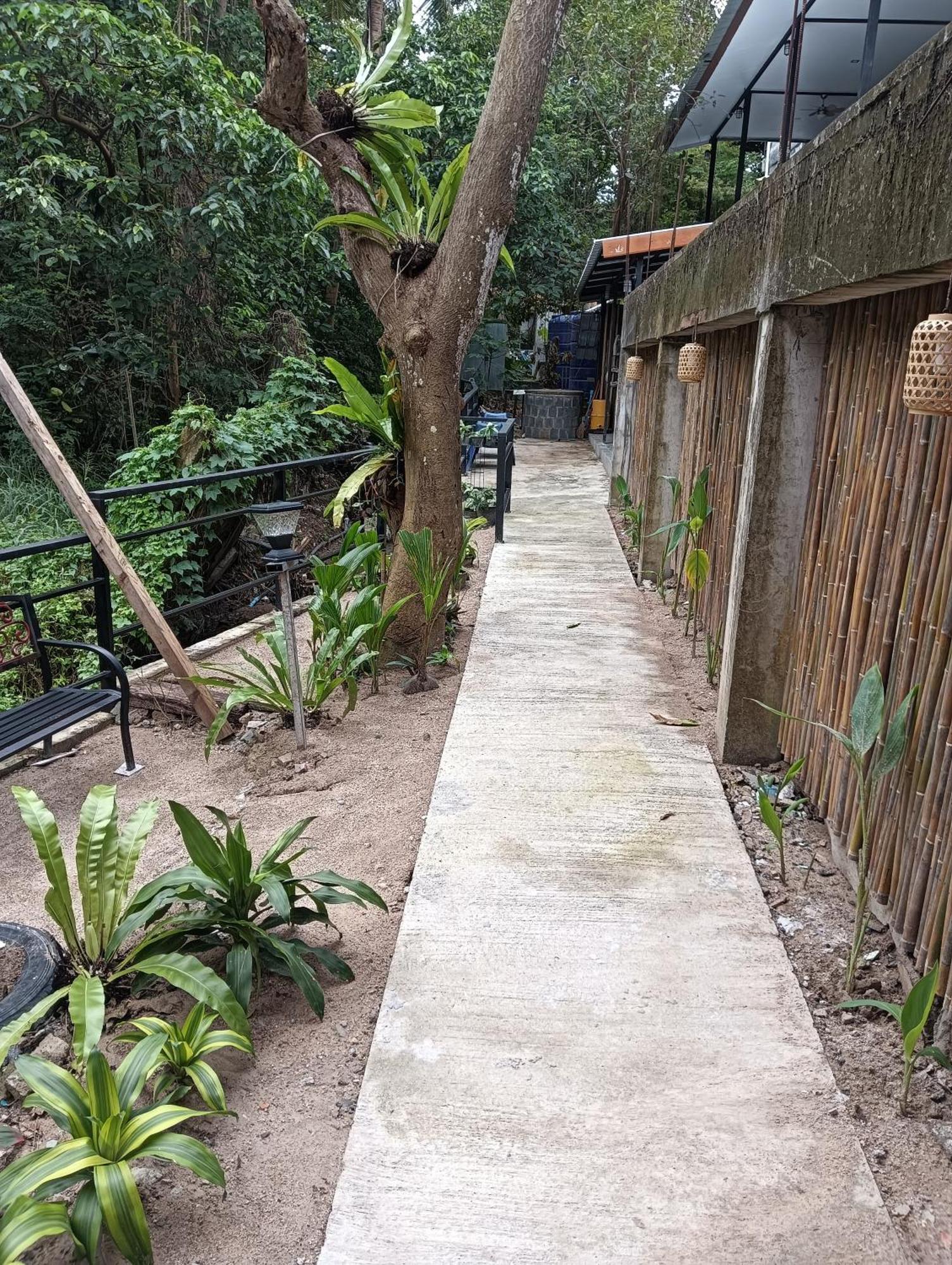 White Jail At Koh Tao Hostel Buitenkant foto