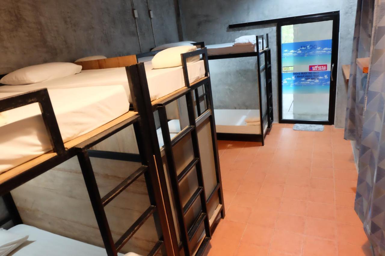 White Jail At Koh Tao Hostel Buitenkant foto