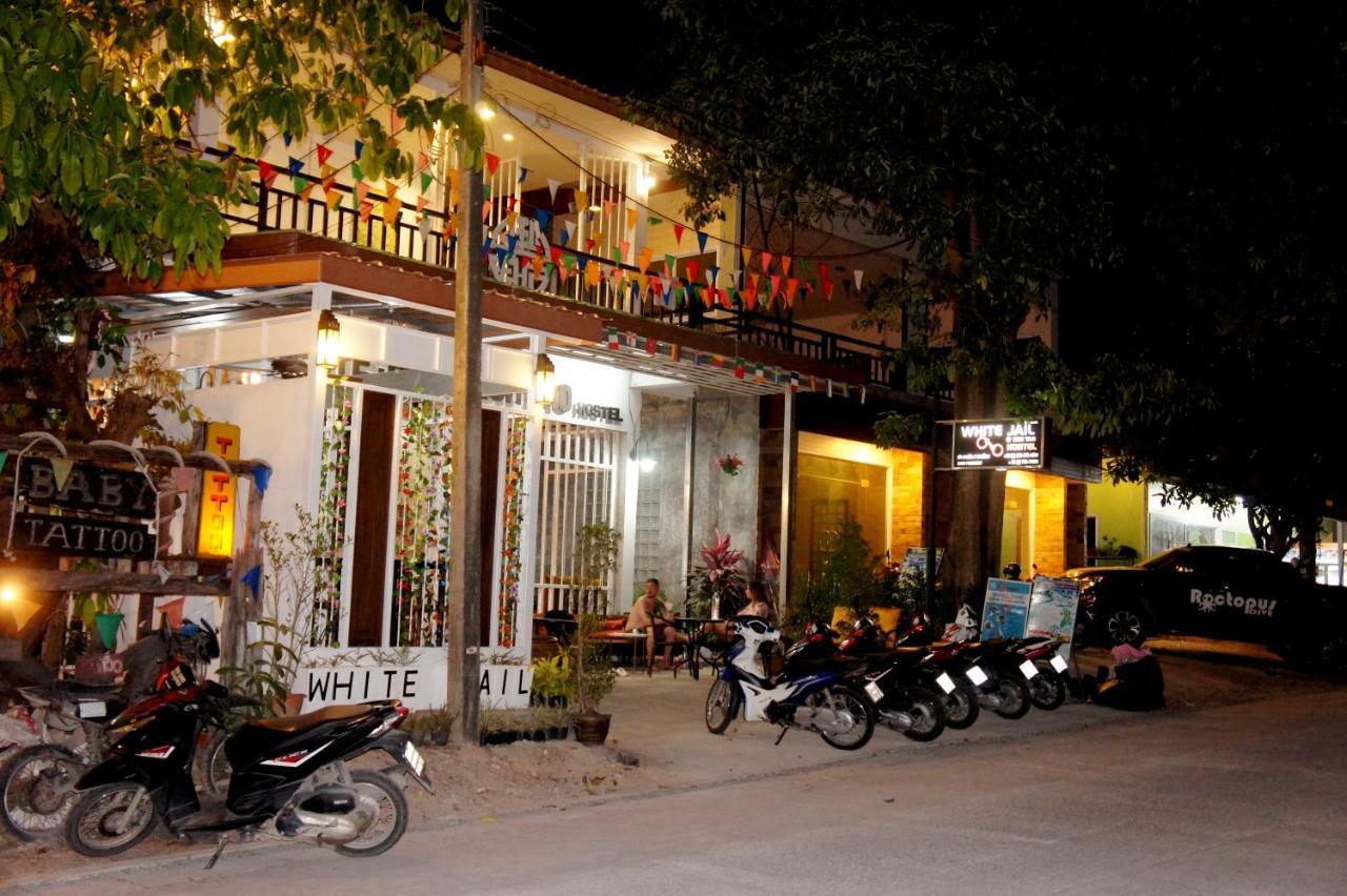 White Jail At Koh Tao Hostel Buitenkant foto